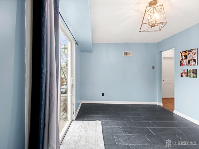 343 Woodside Avenue, Hamilton, NJ 08610