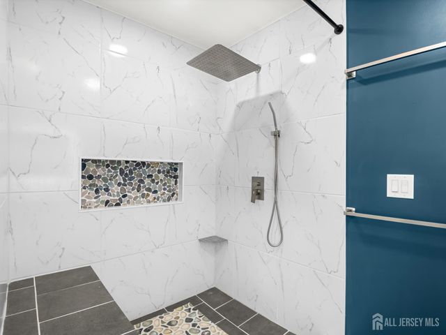 343 Woodside Avenue, Hamilton, NJ 08610