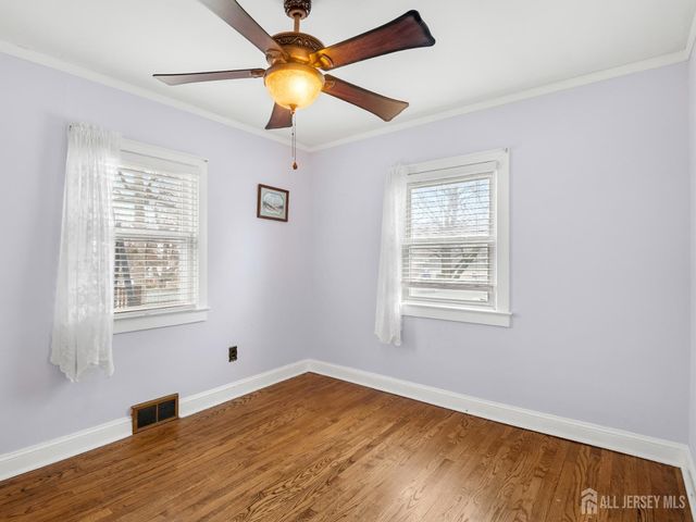 343 Woodside Avenue, Hamilton, NJ 08610