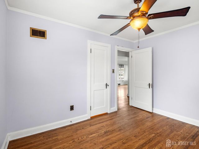 343 Woodside Avenue, Hamilton, NJ 08610