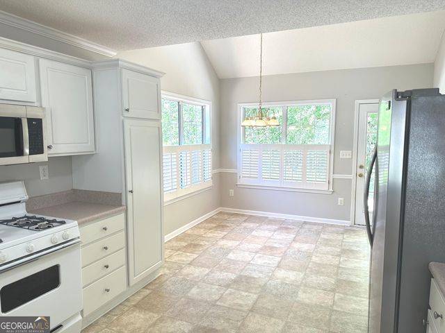 61 Riva Ridge Lane, Newnan, GA 30263