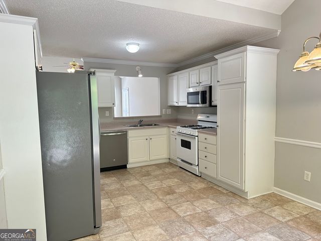 61 Riva Ridge Lane, Newnan, GA 30263