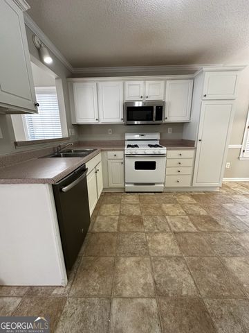 61 Riva Ridge Lane, Newnan, GA 30263