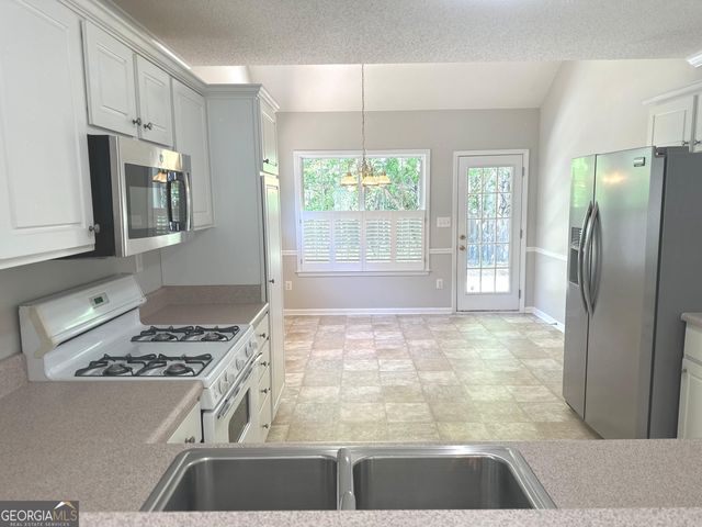 61 Riva Ridge Lane, Newnan, GA 30263