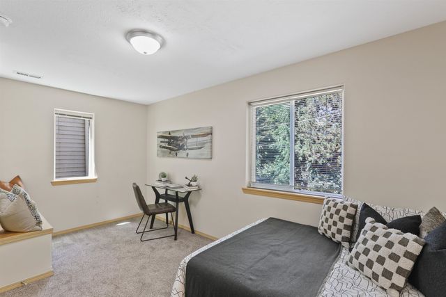 1615 W Wilson Ave, Spokane, WA 99201