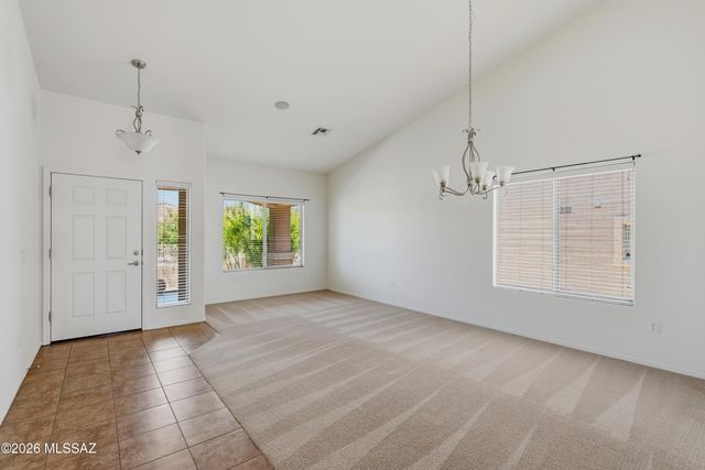677 W Pizzicato Lane, Oro Valley, AZ 85737