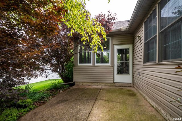13 ELK Court, Washington, IL 61571