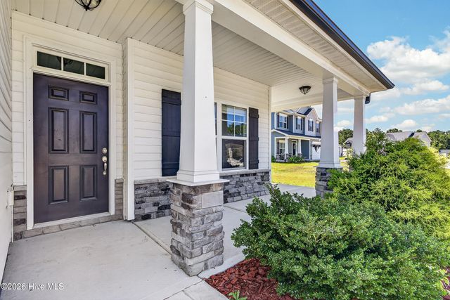 129 Evergreen Forest Drive, Sneads Ferry, NC 28460