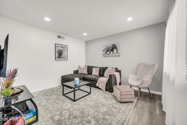 3511 E BASELINE Road 1154, Phoenix, AZ 85042