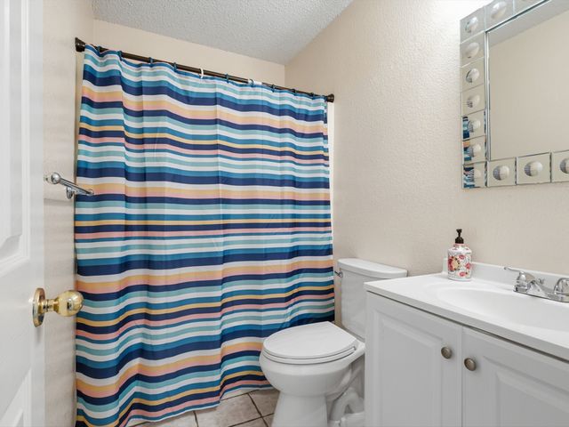 440 Dove Lane, Fort Worth, TX 76108