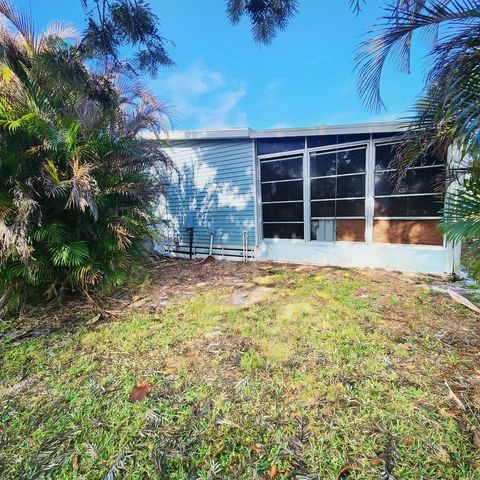 4 Cartagesa, Port St. Lucie, FL 34952