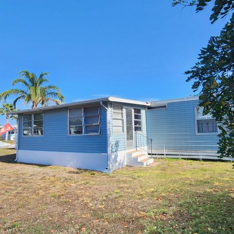 4 Cartagesa, Port St. Lucie, FL 34952