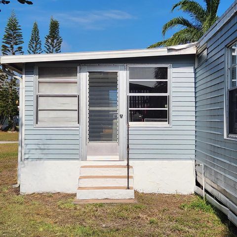 4 Cartagesa, Port St. Lucie, FL 34952