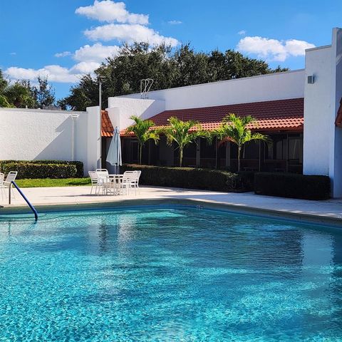 4 Cartagesa, Port St. Lucie, FL 34952
