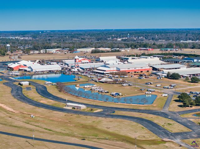 115 Bramblewood Lane, Perry, GA 31069