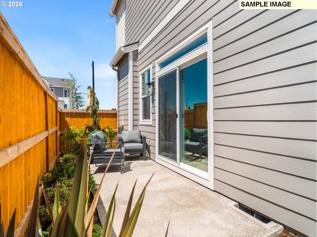 18102 Sw Haggerty Ln, Beaverton, OR 97003