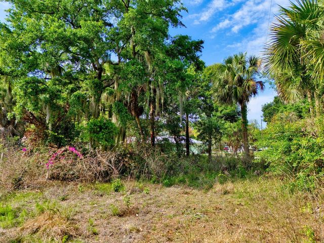 1202 Australian Avenue, Fort Pierce, FL 34982
