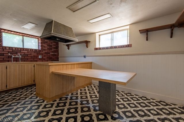 109 Centennial Ave, Cranford Twp., NJ 07016