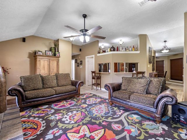 12507 Chalmette Street, Houston, TX 77015
