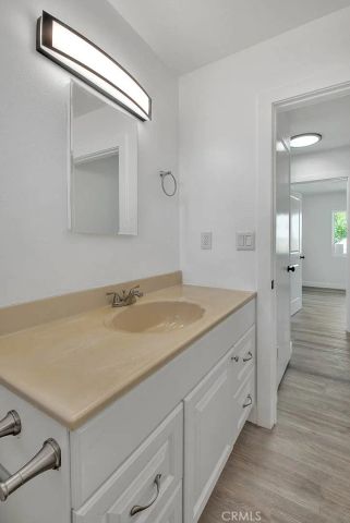 20916 Thunderbird Road, Apple Valley, CA 92307