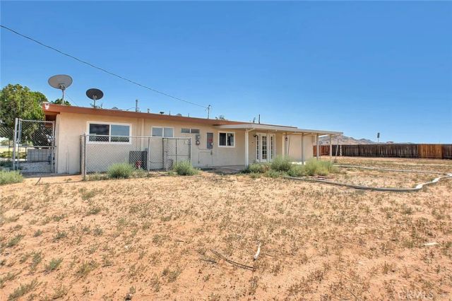 20916 Thunderbird Road, Apple Valley, CA 92307
