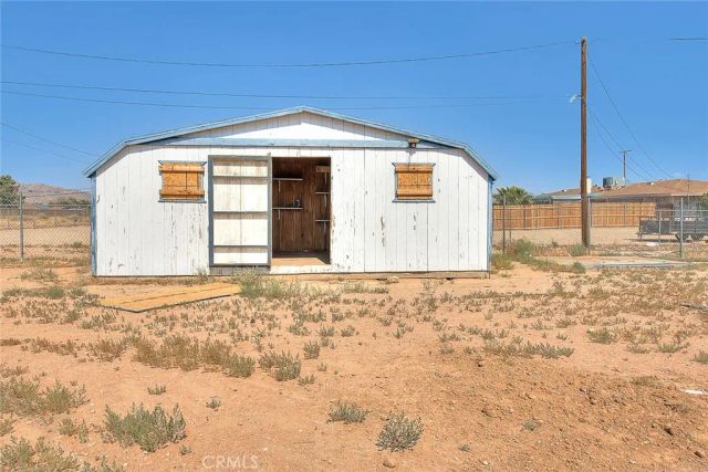 20916 Thunderbird Road, Apple Valley, CA 92307