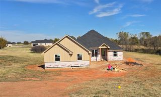 2446 Canyon Circle, Blanchard, OK 73010