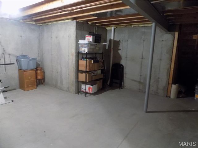 10202 Carlton Place, Mehlville, MO 63123