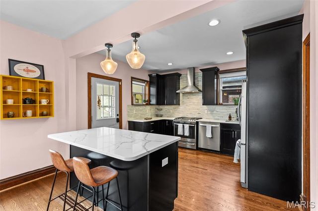 5408 Eichelberger Street, St Louis, MO 63109