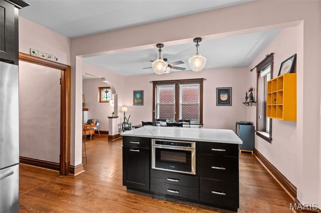5408 Eichelberger Street, St Louis, MO 63109