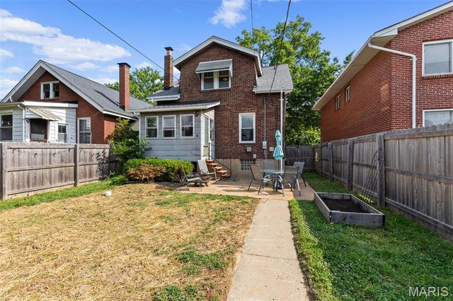 5408 Eichelberger Street, St Louis, MO 63109