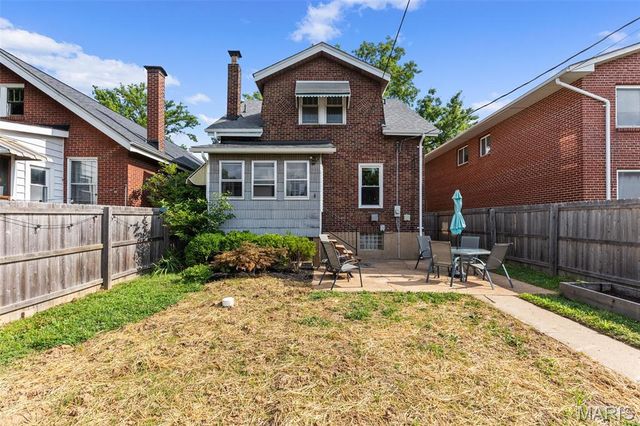5408 Eichelberger Street, St Louis, MO 63109