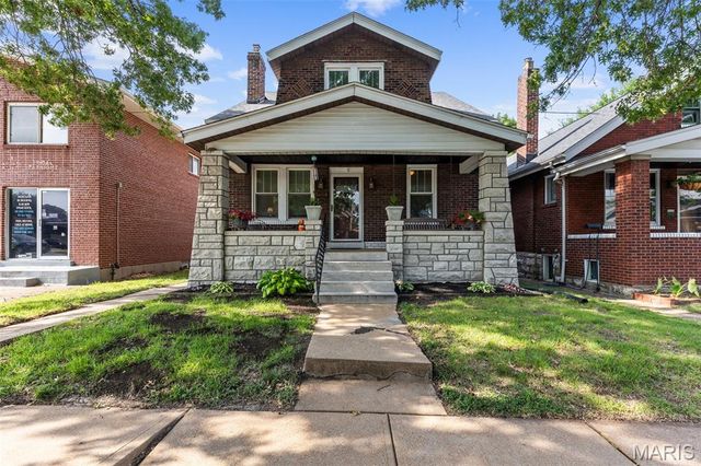 5408 Eichelberger Street, St Louis, MO 63109