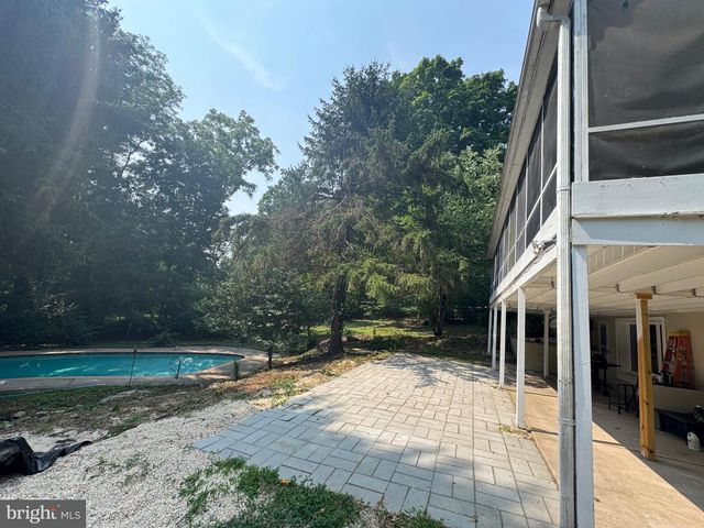 2727 DURHAM RD, Doylestown, PA 18902