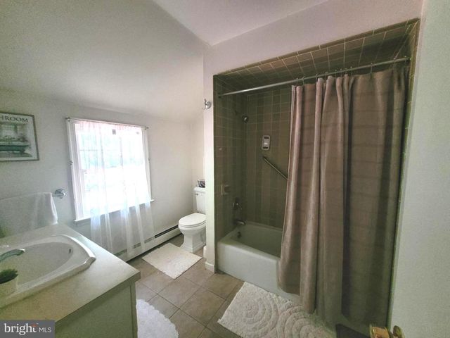 2727 DURHAM RD, Doylestown, PA 18902