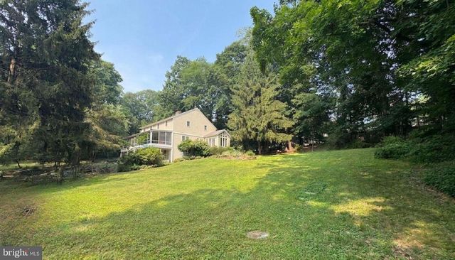 2727 DURHAM RD, Doylestown, PA 18902