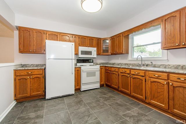 3990 W Forrest Park Drive, Bloomington, IN 47404