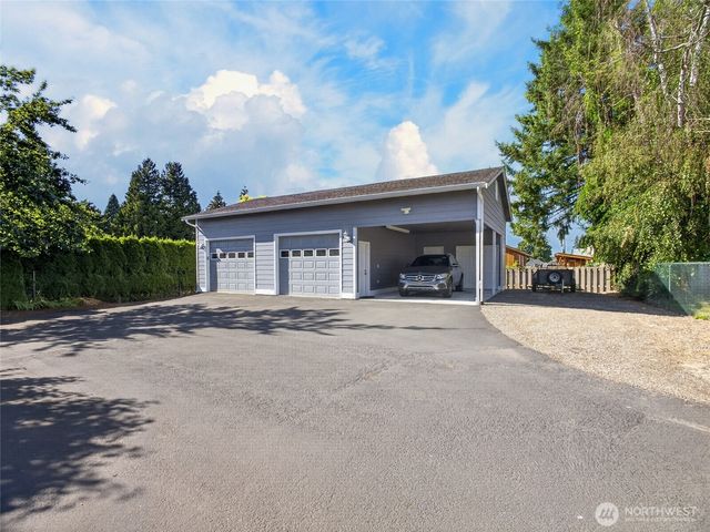 3218 Division Street, Enumclaw, WA 98022