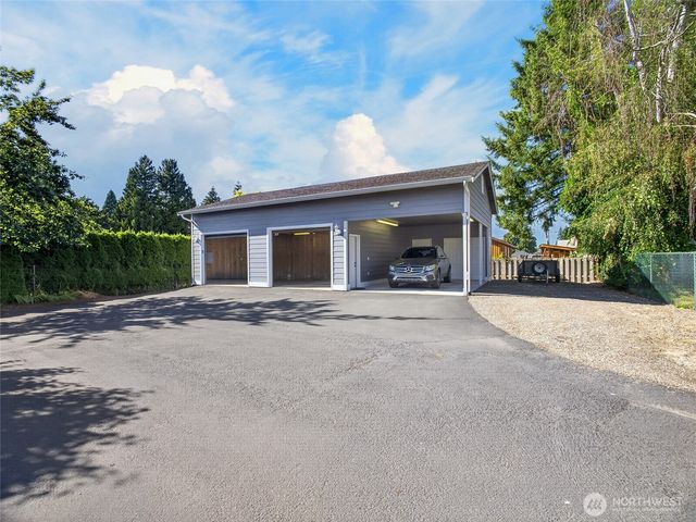 3218 Division Street, Enumclaw, WA 98022