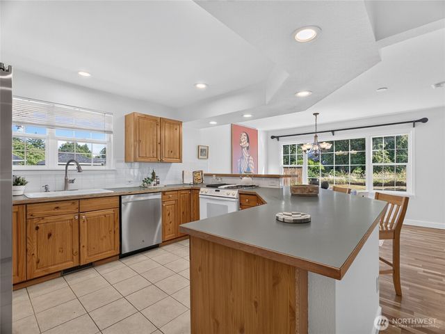 3218 Division Street, Enumclaw, WA 98022