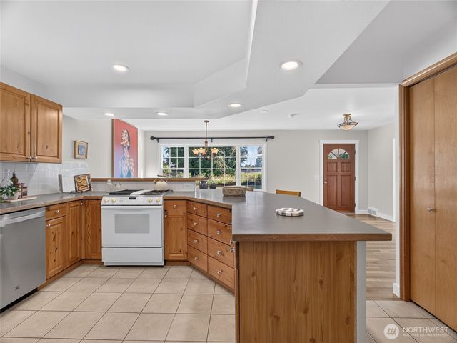 3218 Division Street, Enumclaw, WA 98022