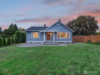 3218 Division Street, Enumclaw, WA 98022