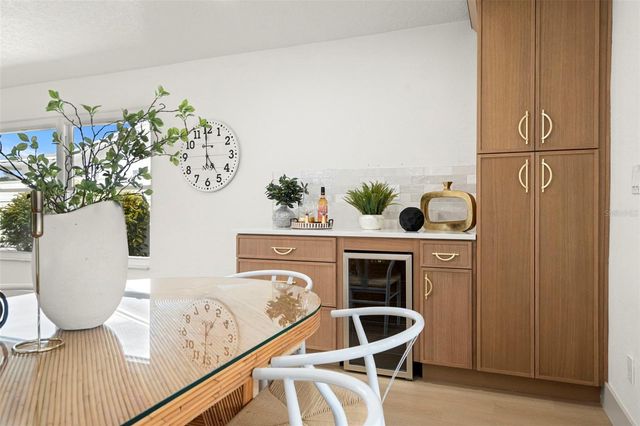 6567 22ND STREET N, St Petersburg, FL 33702