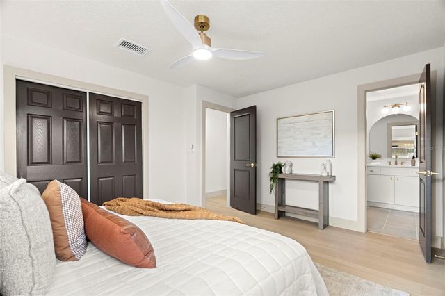 6567 22ND STREET N, St Petersburg, FL 33702