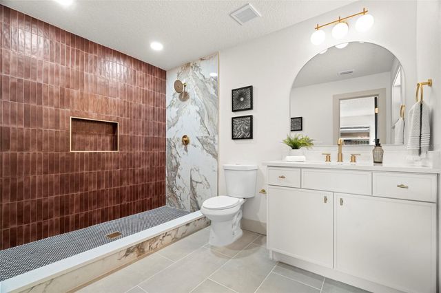 6567 22ND STREET N, St Petersburg, FL 33702