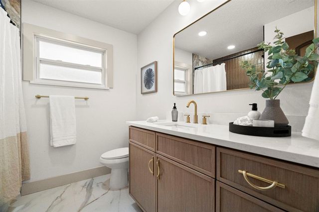 6567 22ND STREET N, St Petersburg, FL 33702