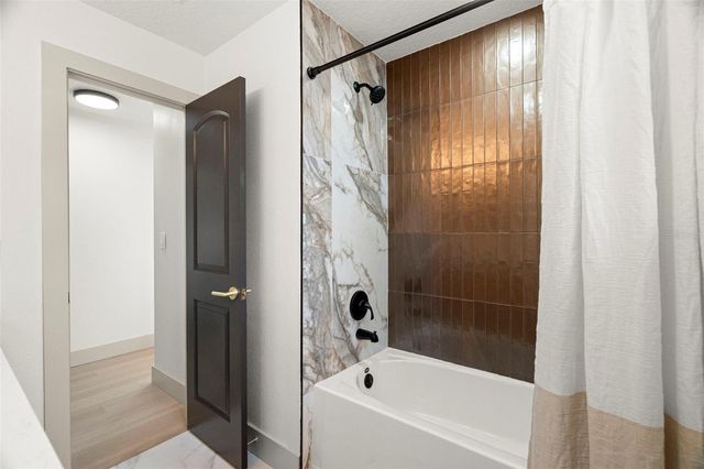 6567 22ND STREET N, St Petersburg, FL 33702