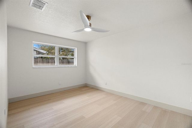 6567 22ND STREET N, St Petersburg, FL 33702