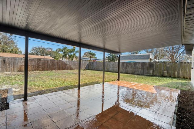 6567 22ND STREET N, St Petersburg, FL 33702