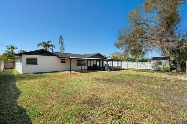 6567 22ND STREET N, St Petersburg, FL 33702